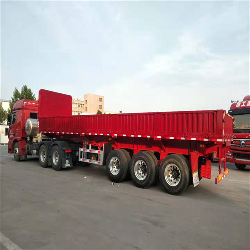 梁山掛車(chē)廠